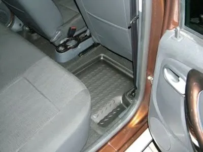 Резиновый коврик с защитными бортами Carbox Floor CARBOX купить