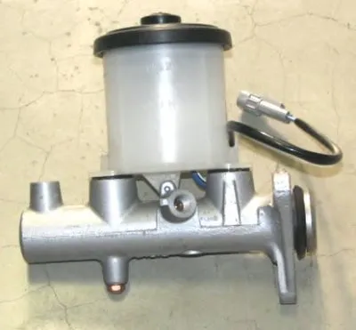 целиндер ручного тормоза AISIN купить