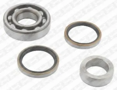 Комплект подшипника ступицы колеса SNR купить