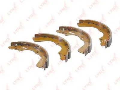 Комплект тормозных колодок LYNXauto купить