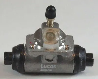 Колесный тормозной цилиндр AISIN купить