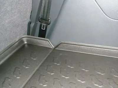 Лоток багажного/грузового отсека Carbox Form CARBOX купить