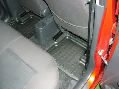 Резиновый коврик с защитными бортами Carbox Floor CARBOX купить