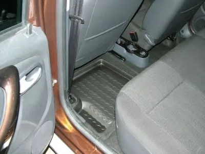 Резиновый коврик с защитными бортами Carbox Floor CARBOX купить