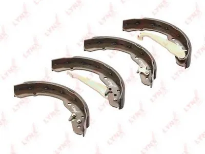 Комплект тормозных колодок LYNXauto купить