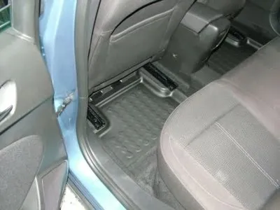 Резиновый коврик с защитными бортами Carbox Floor CARBOX купить