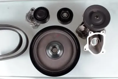 Водяной насос + комплект ручейковых ремней HEPU купить