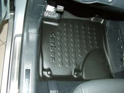 Резиновый коврик с защитными бортами Carbox Floor CARBOX купить