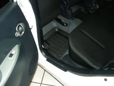 Резиновый коврик с защитными бортами Carbox Floor CARBOX купить