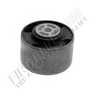 Кронштейн двигателя FIRST LINE купить