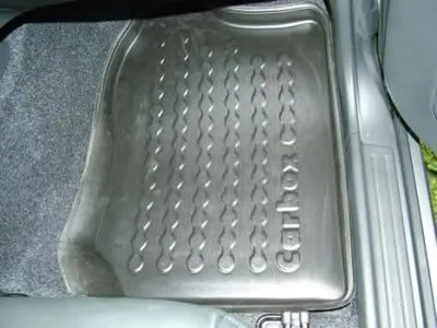 Резиновый коврик с защитными бортами Carbox Floor CARBOX купить