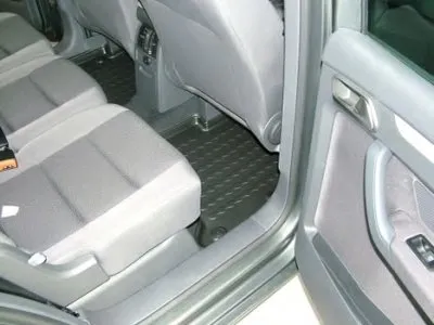 Резиновый коврик с защитными бортами Carbox Floor CARBOX купить