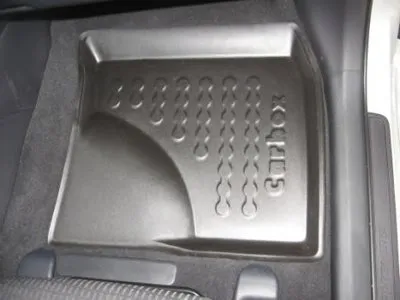 Резиновый коврик с защитными бортами Carbox Floor CARBOX купить